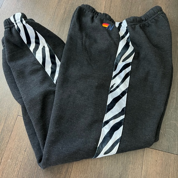 Aviator Nation - Zebra Striped Sweatpants Size M - Picture 1 of 8